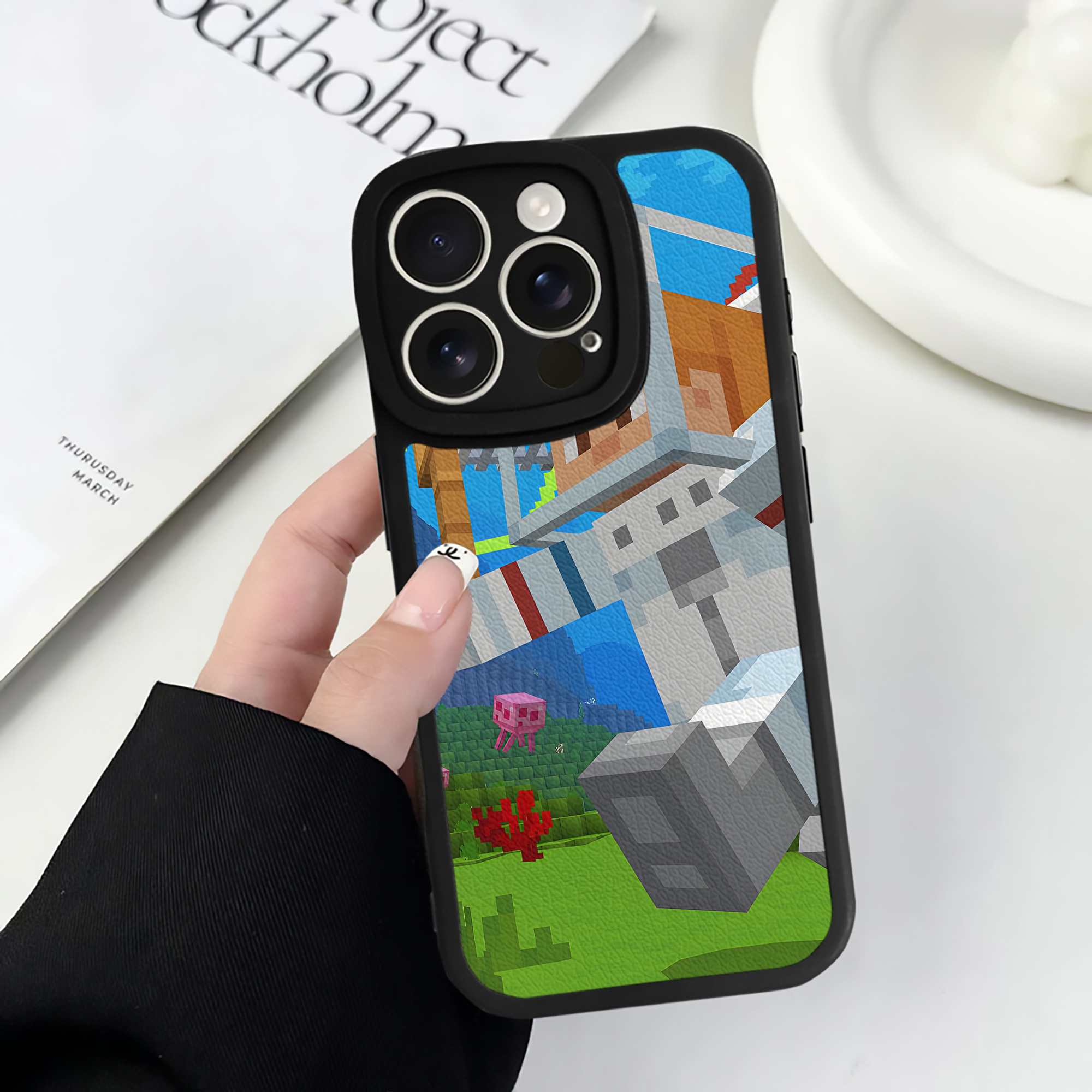 （画像用） マインクラフト ブロックの世界 Minecraft MC Block world 【iPhone 16シリーズ対応】シリコンスマホケース（レザー調） 材質：シリコン